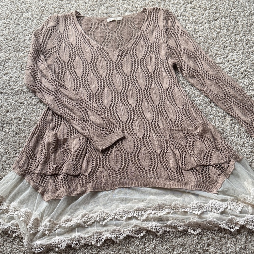 Ryu Taupe Knit Top with Lace Detail